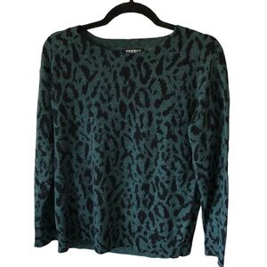 REPEAT Cashmere Animal-Print Pullover Sweater